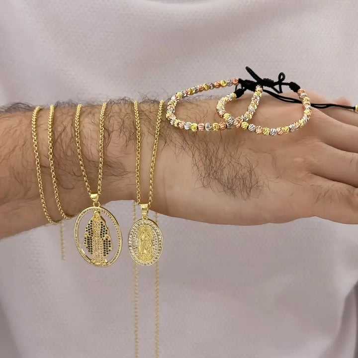 Cadenas Para Parejas De Tejido Aros Con Dijes De La Virgen De Guadalupe, Virgen Milagrosa Y Par De Manillas Tres Oros