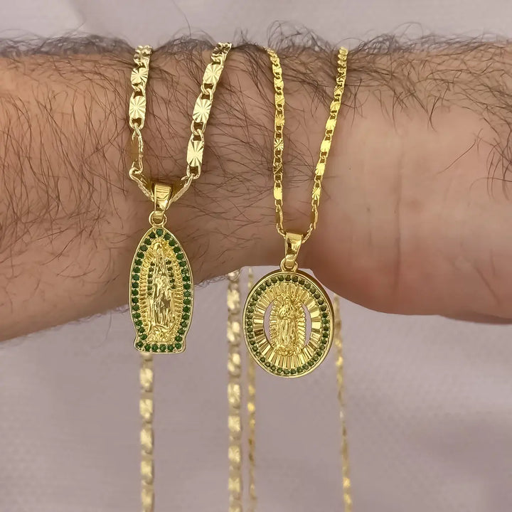 Cadenas Para Parejas De Tejido Caracol Con Destellos Con Dijes De La Virgen De Guadalupe Con Piedras Verdes