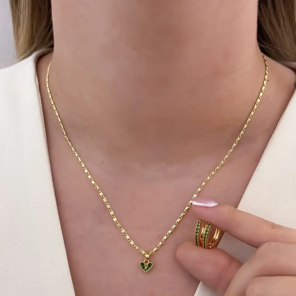 Conjunto De Dama Con Cadena De Tejido Caracol, Dije De Corazón Verde y Candongas Verdes