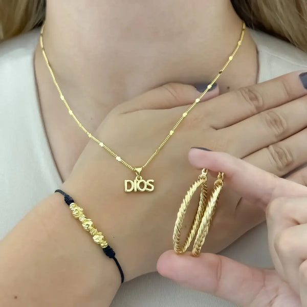 Conjunto De Dama Con Cadena De Tejido Cubana Con Corazón, Dije De Dios, Manilla Y Candongas De 50mm + Envío Gratis