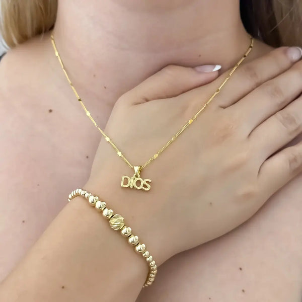 Conjunto De Dama Con Cadena De Tejido Cubana Con Corazones, Dije De DIOS Y Manilla Full Balines