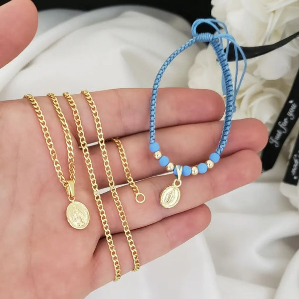 Conjunto de Bebé Con Cadena De Tejido Cubana + Dije De La Virgen Milagrosa + Manilla Tejido Macramé Con Dije De La Virgen Milagrosa. (Cadena De 40cm-2mm De Grosor)
