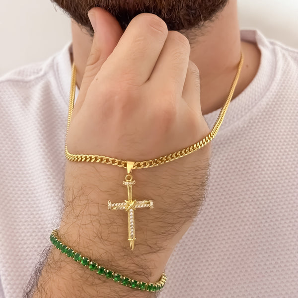 Cadena Tejido Cubana 60cm de 3mm de Grosor + Cruz Clavo con Micro Circones Cristales + Pulsera Tennis Verde Esmeralda en Oro Laminado 18k con Garantia de por vida