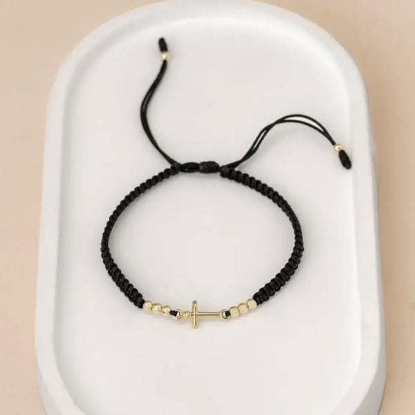 Pulsera De Caballero De Tejido Macramé Con Balines de 3mm y Herraje De Cruz