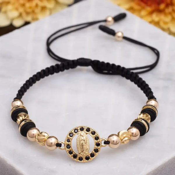 Pulsera De Caballero de Tejido Macramé Con Balines Lisos e Italianos de 5mm, Neoprenos De 6mm y Herraje De La Virgen De Guadalupe