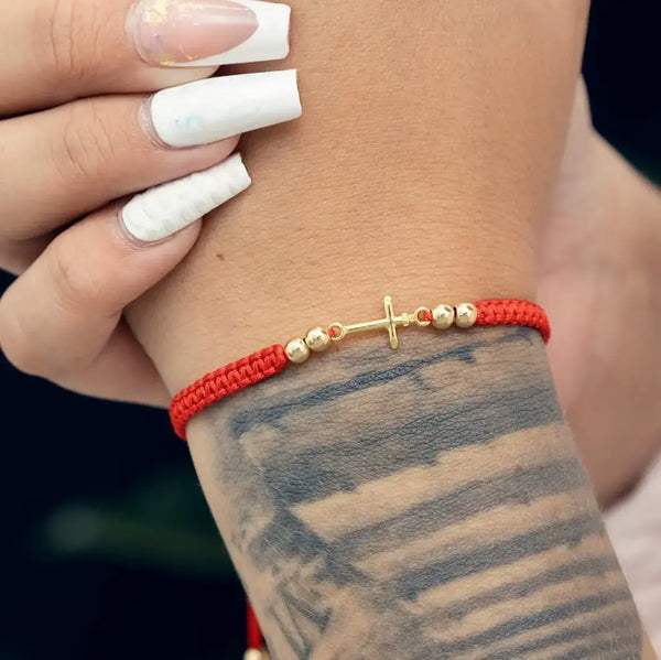 Pulsera De Dama De Tejido Macramé Con Balines 4mm y Herraje De Cruz