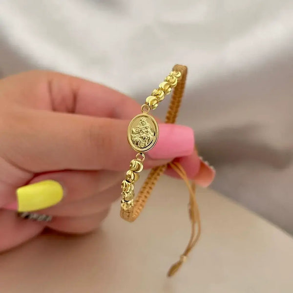 Pulsera De Dama De Tejido Macramé Con Balines Italianos De 4mm y Herraje De La Virgen Del Carmen