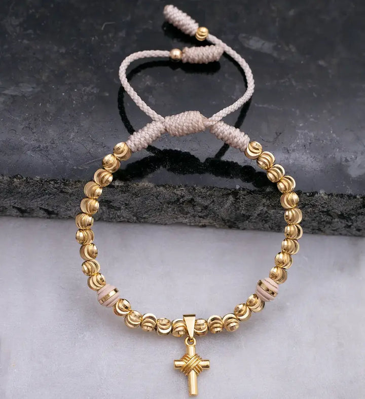 Pulsera Italiana De Dama De Terlenca Blanca Con Balines Italianos De 4mm, Neoprenos de 5mm y Dije De Cruz